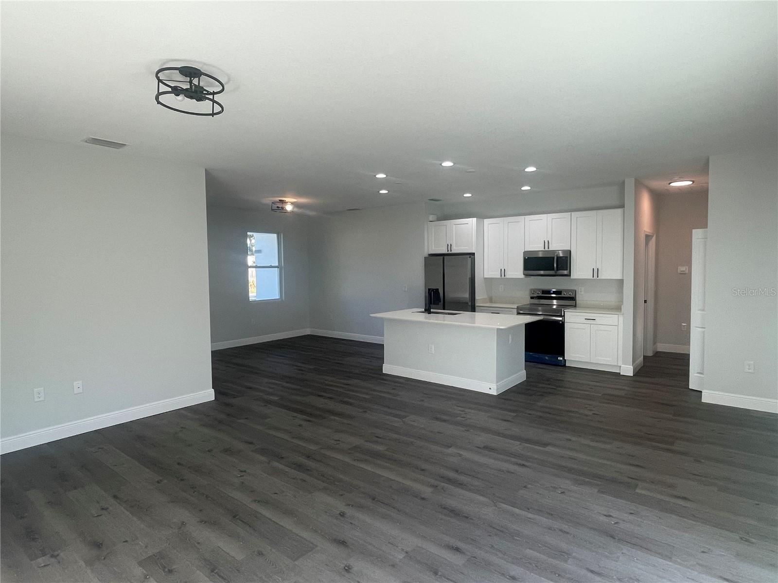 1401 NEWTON ST, PORT CHARLOTTE, FL, 33952