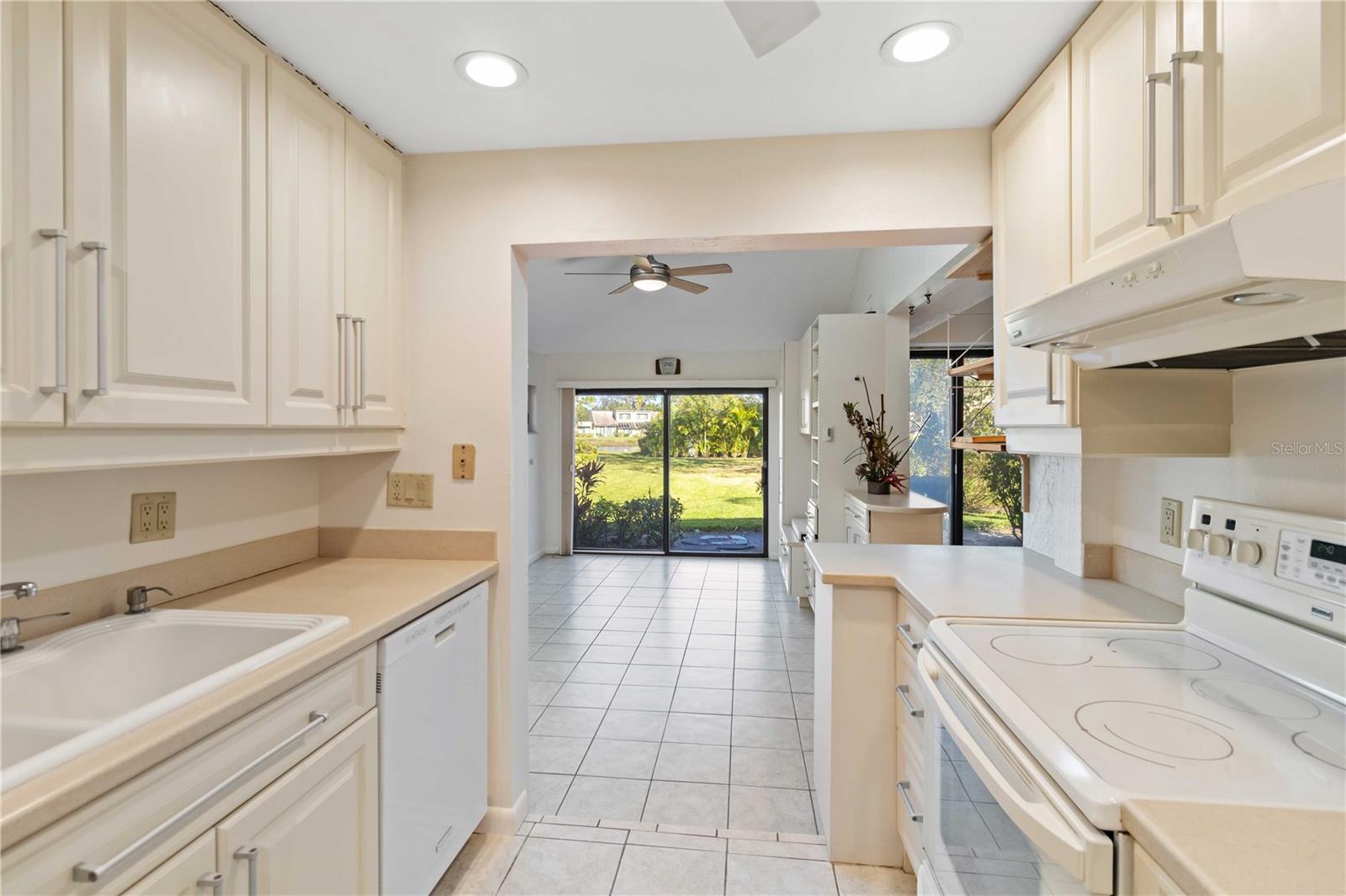 5269 MYRTLE WOOD RD #35, SARASOTA, FL, 34235