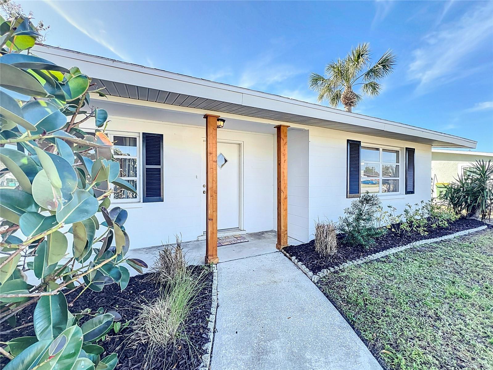 3150 LAKE RIDGE DR, SARASOTA, FL, 34237