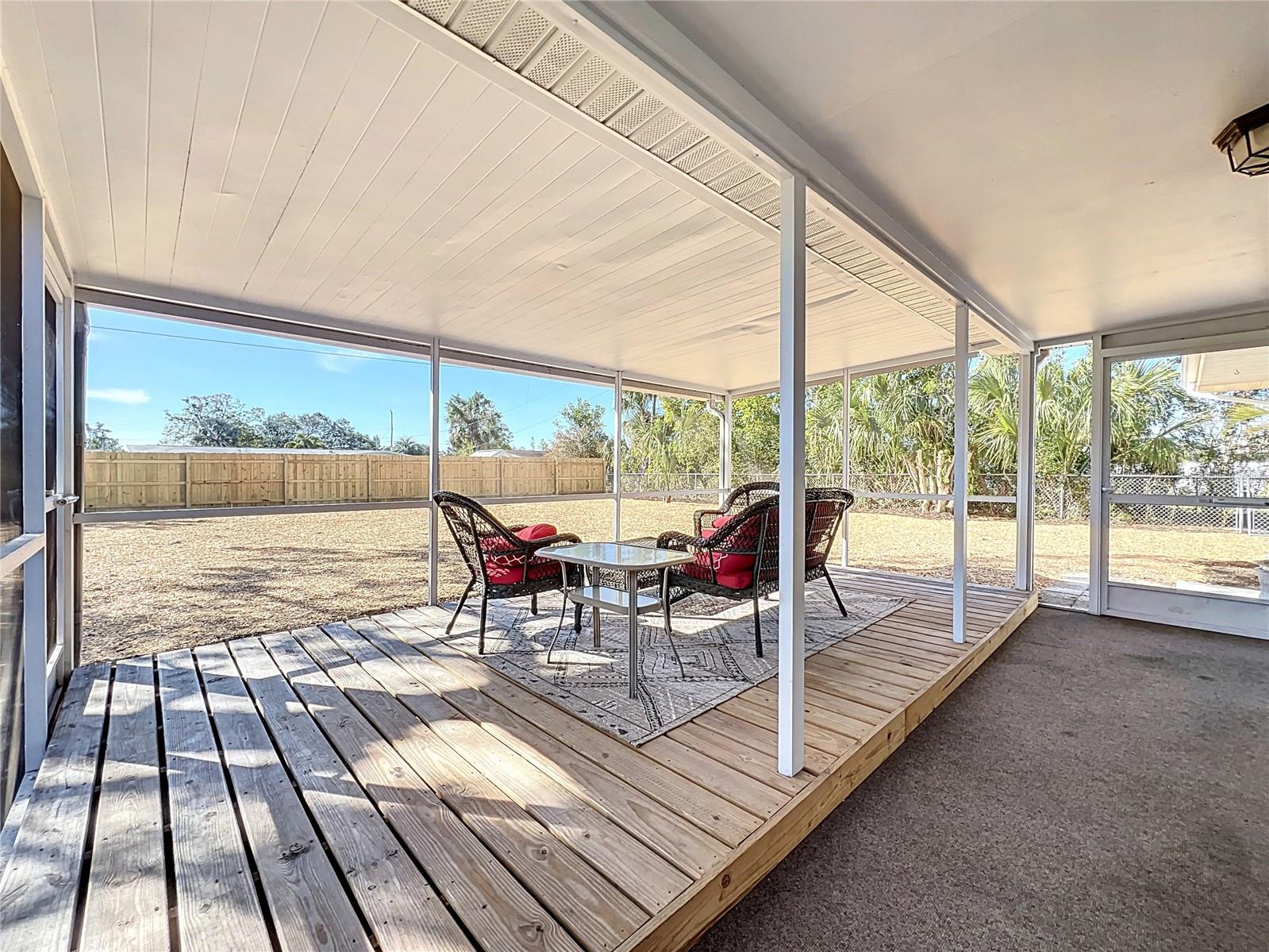 3150 LAKE RIDGE DR, SARASOTA, FL, 34237