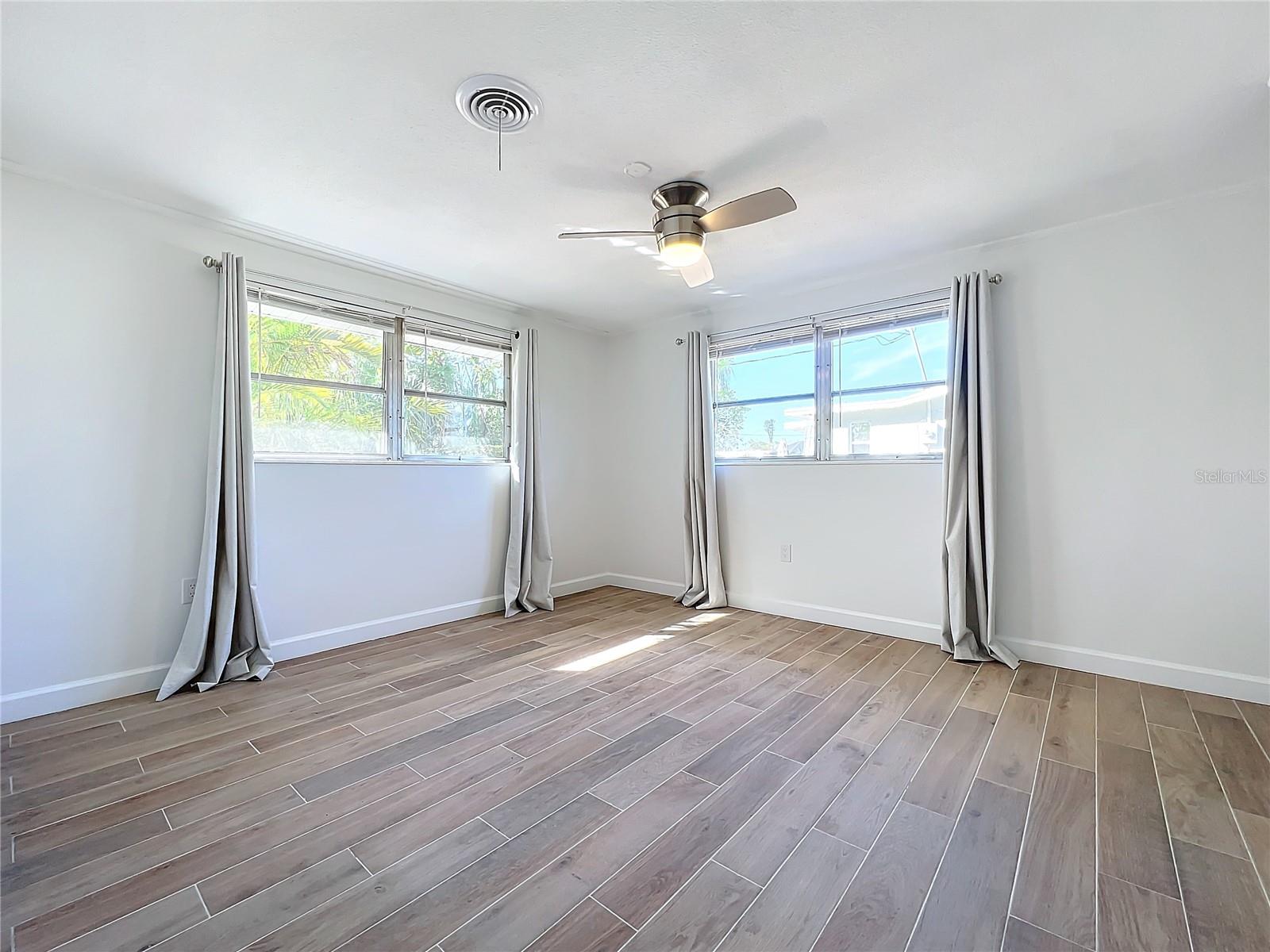3150 LAKE RIDGE DR, SARASOTA, FL, 34237