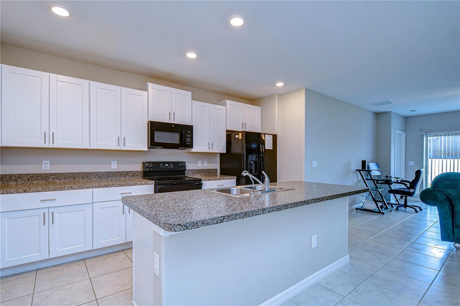4526 ETERNAL PRINCE DR, SUN CITY CENTER, FL, 33573
