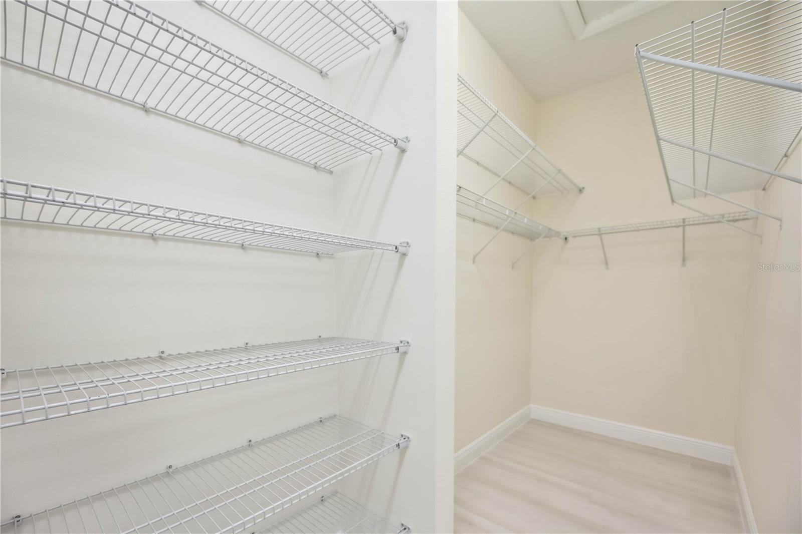 23703 WAVERLY CIR, VENICE, FL, 34293