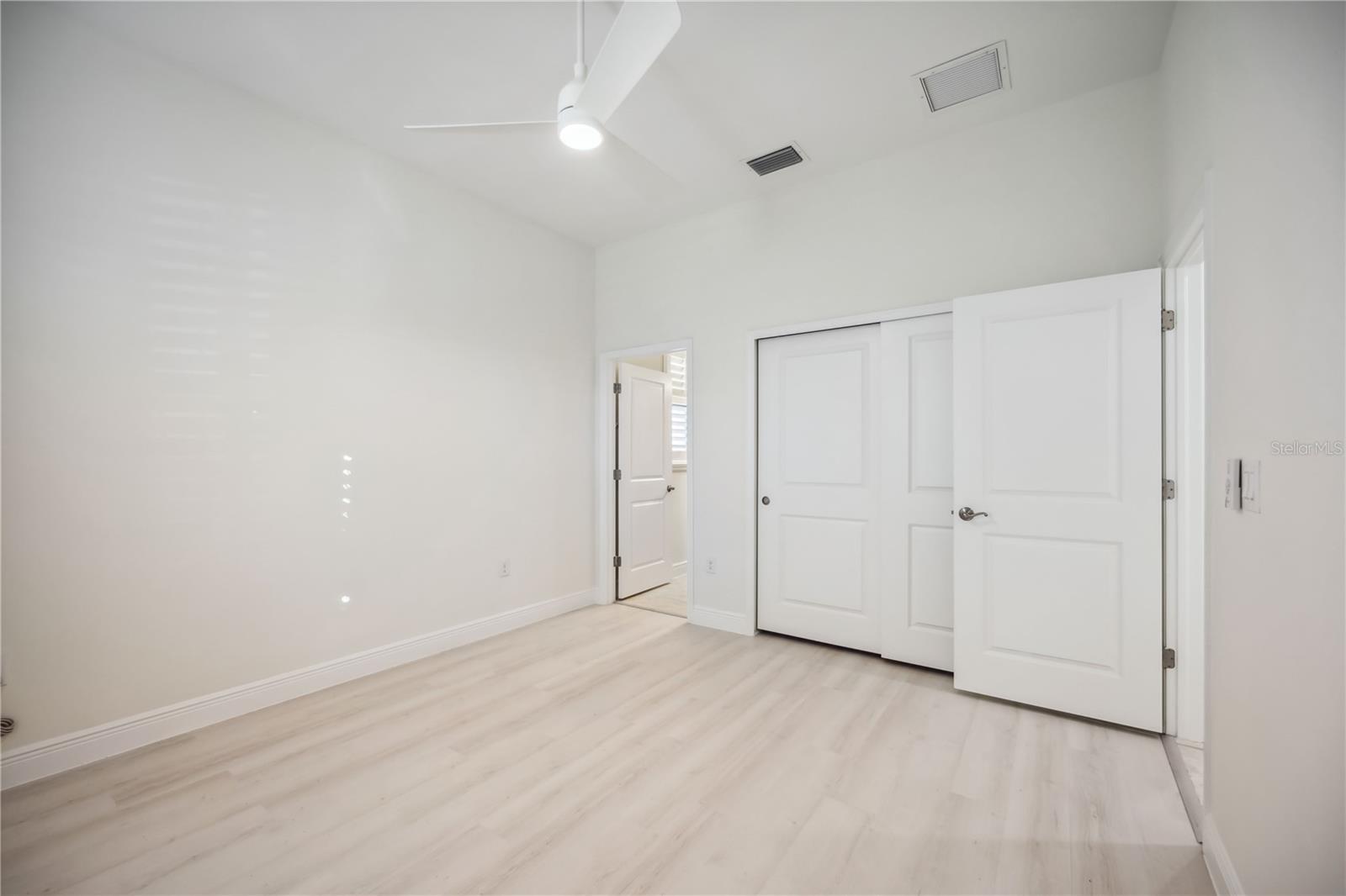 23703 WAVERLY CIR, VENICE, FL, 34293
