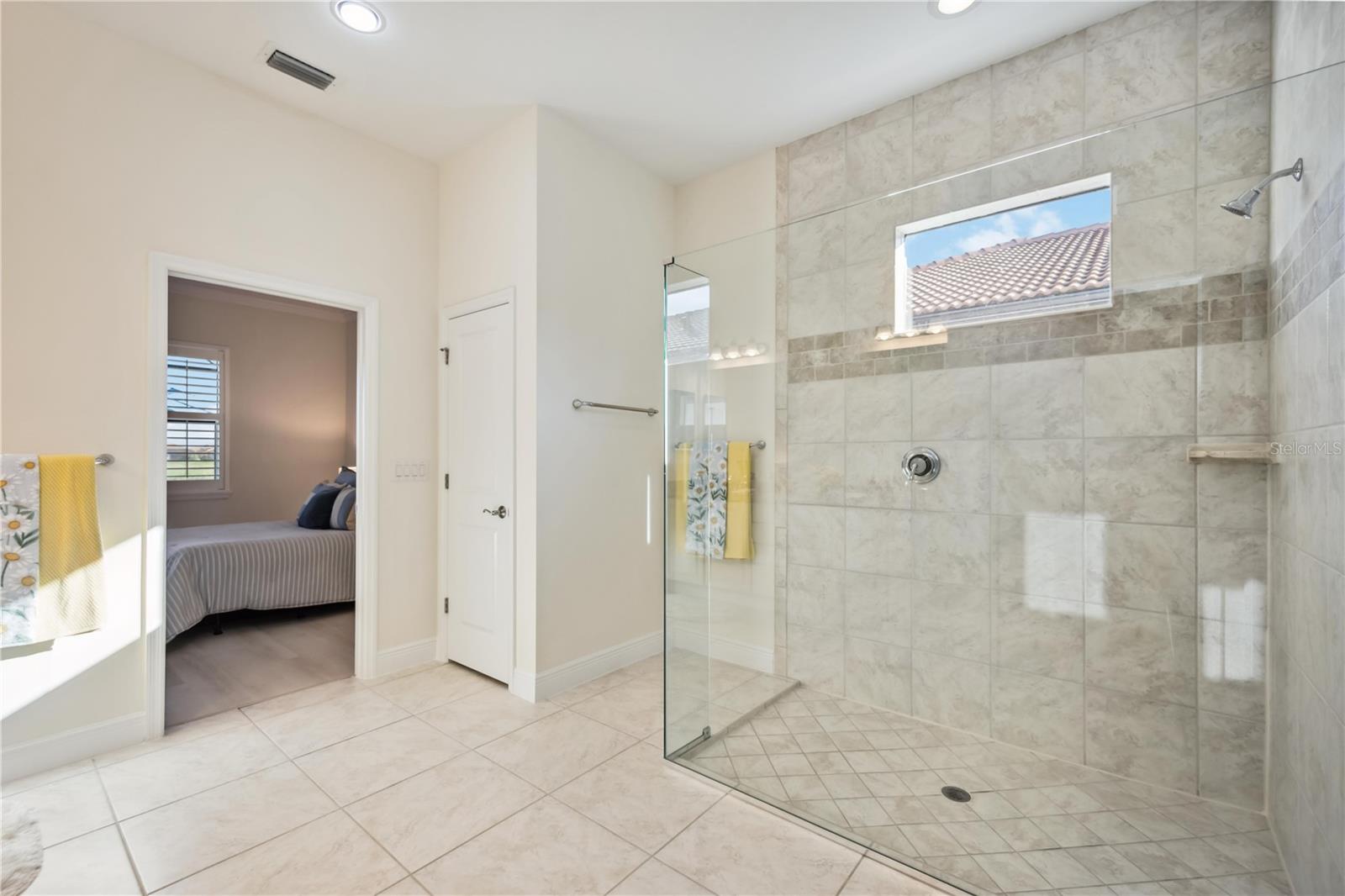23703 WAVERLY CIR, VENICE, FL, 34293
