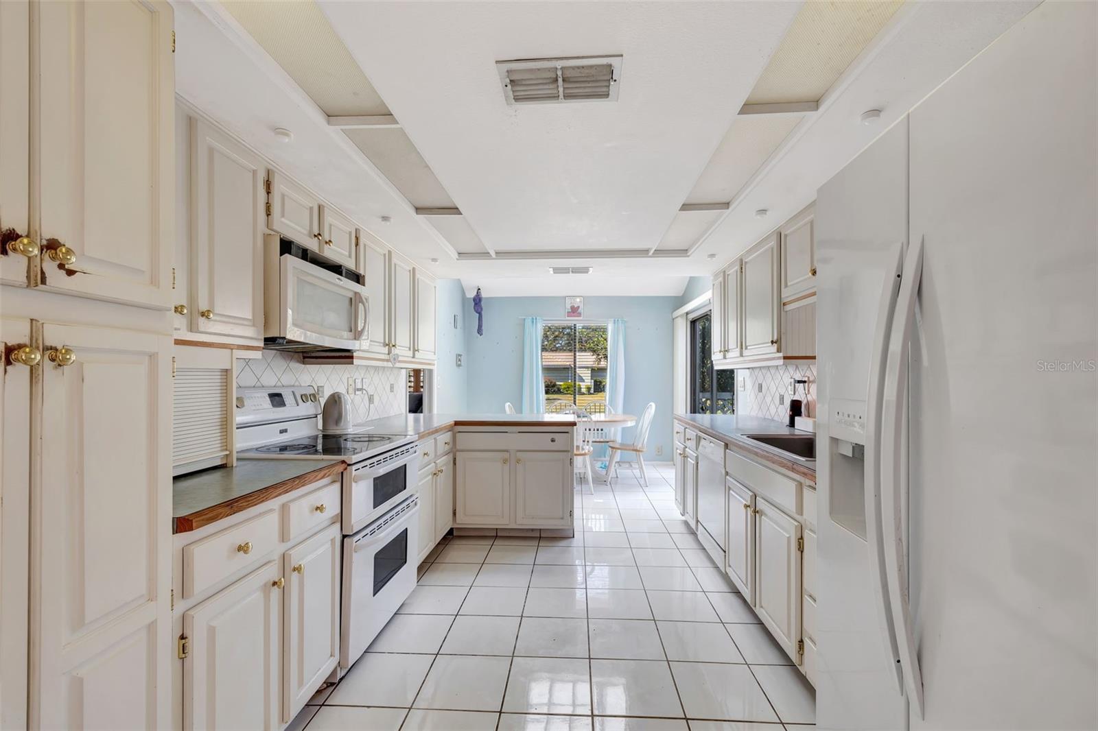 3651 COUNTRY PLACE BLVD, SARASOTA, FL, 34233