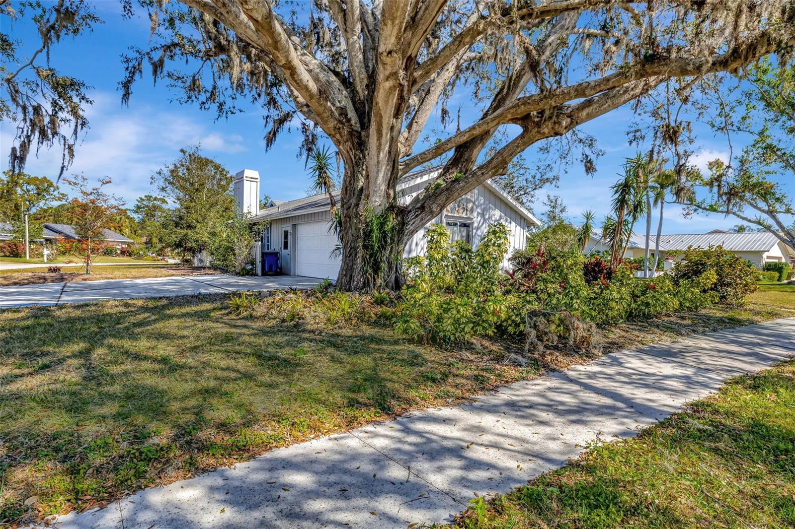 3651 COUNTRY PLACE BLVD, SARASOTA, FL, 34233