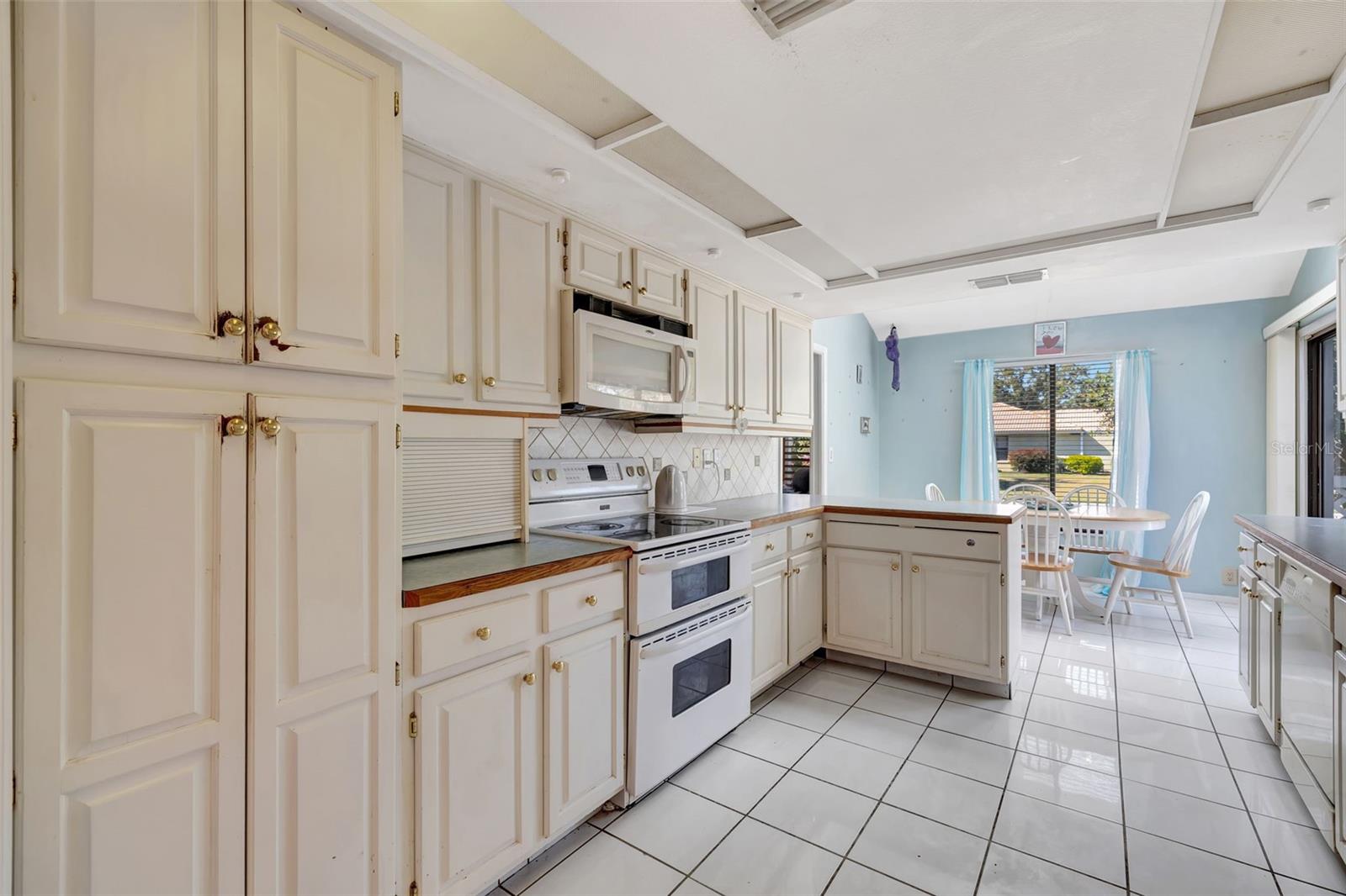 3651 COUNTRY PLACE BLVD, SARASOTA, FL, 34233