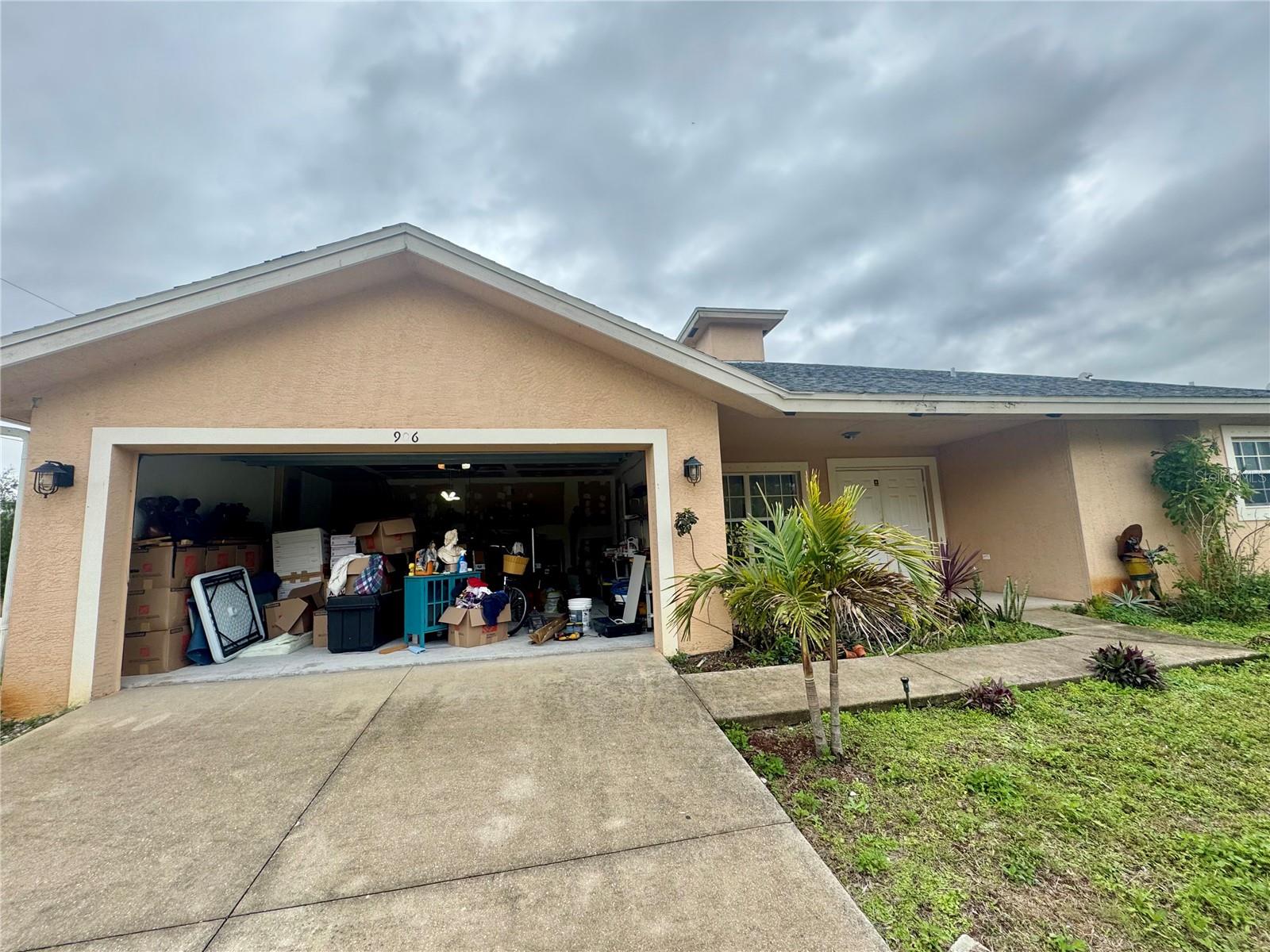 906 E 10TH ST, LEHIGH ACRES, FL, 33972