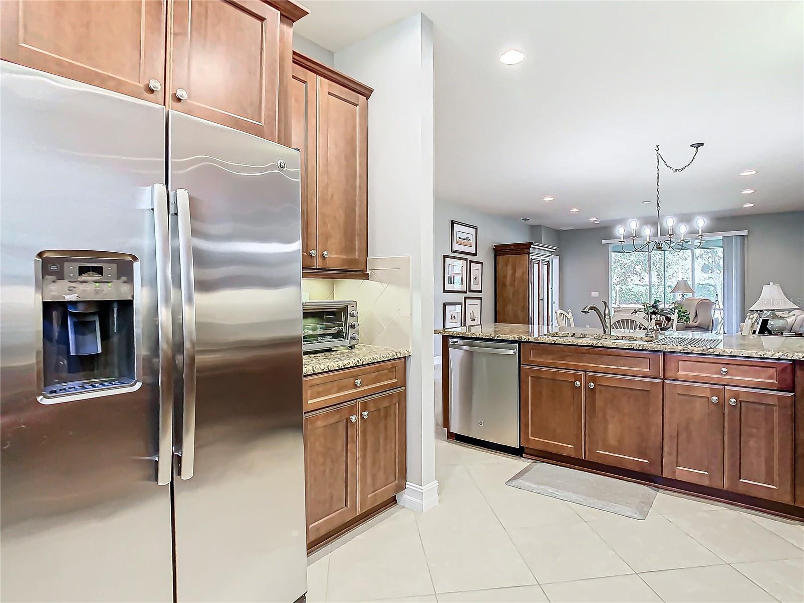 15724 AURORA LAKE CIR, WIMAUMA, FL, 33598