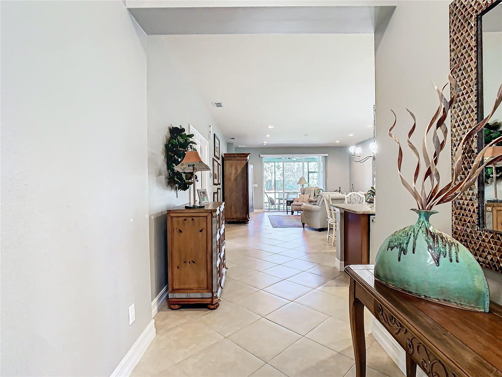 15724 AURORA LAKE CIR, WIMAUMA, FL, 33598