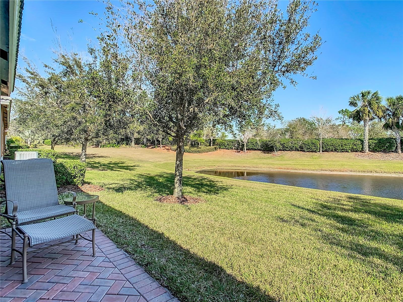 15724 AURORA LAKE CIR, WIMAUMA, FL, 33598