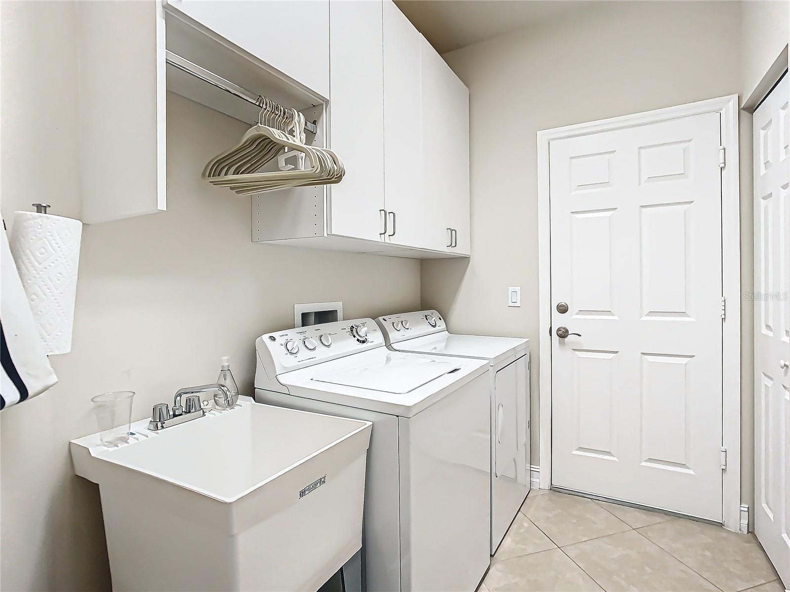 15724 AURORA LAKE CIR, WIMAUMA, FL, 33598