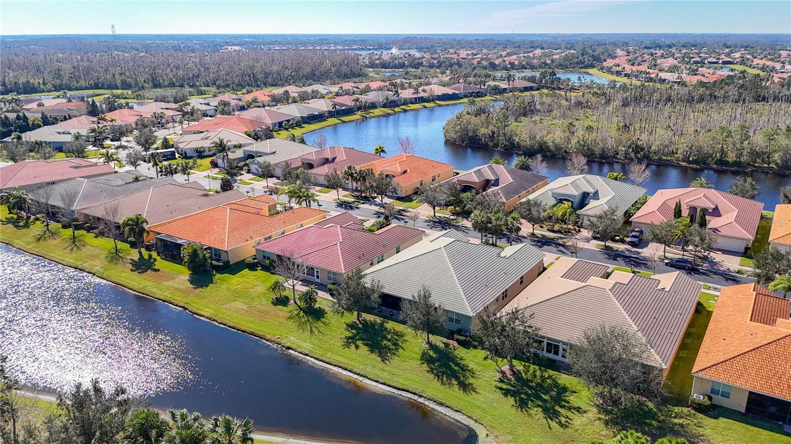 15724 AURORA LAKE CIR, WIMAUMA, FL, 33598