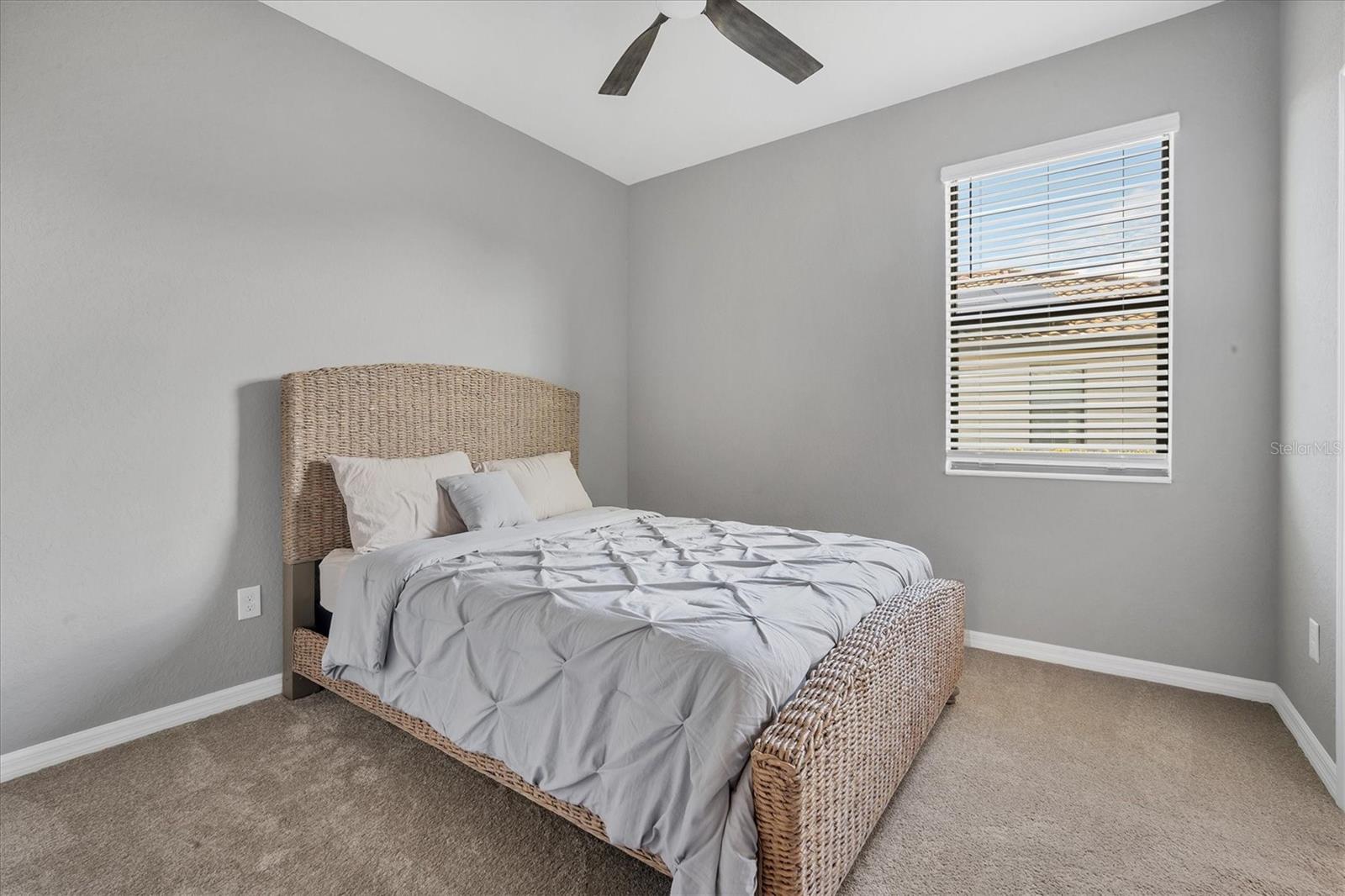 6534 CLAIRBORNE LN, LAKEWOOD RANCH, FL, 34211
