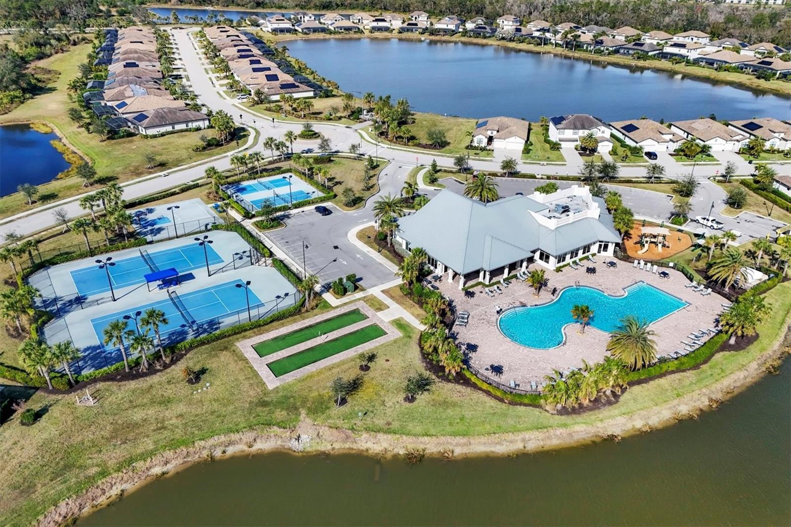 6534 CLAIRBORNE LN, LAKEWOOD RANCH, FL, 34211