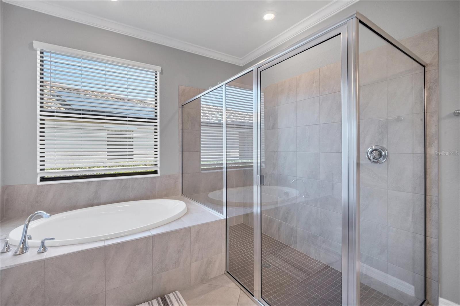 6534 CLAIRBORNE LN, LAKEWOOD RANCH, FL, 34211