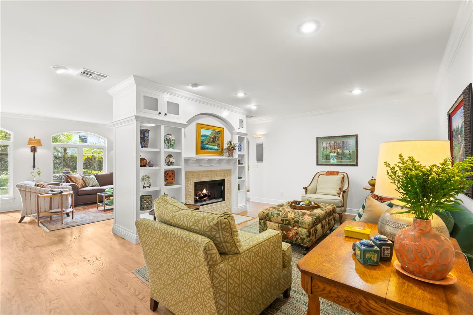 4306 W SWANN AVE, TAMPA, FL, 33609