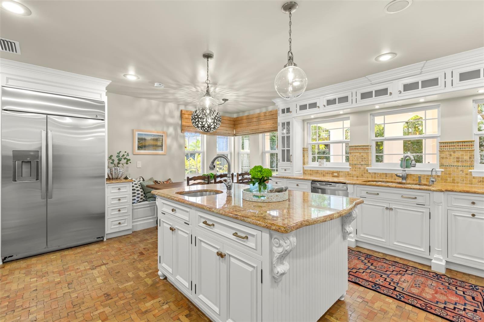 4306 W SWANN AVE, TAMPA, FL, 33609