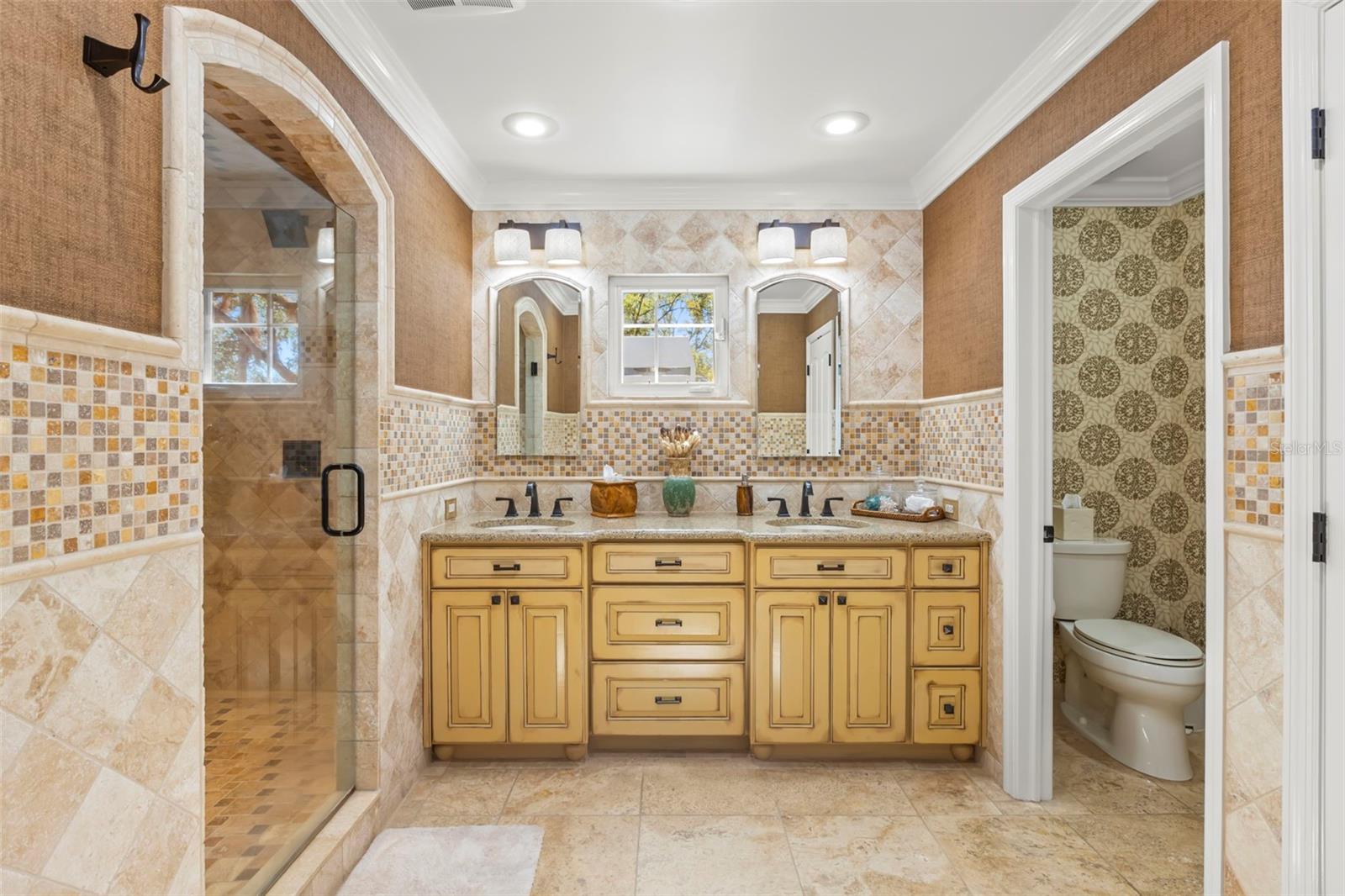 4306 W SWANN AVE, TAMPA, FL, 33609