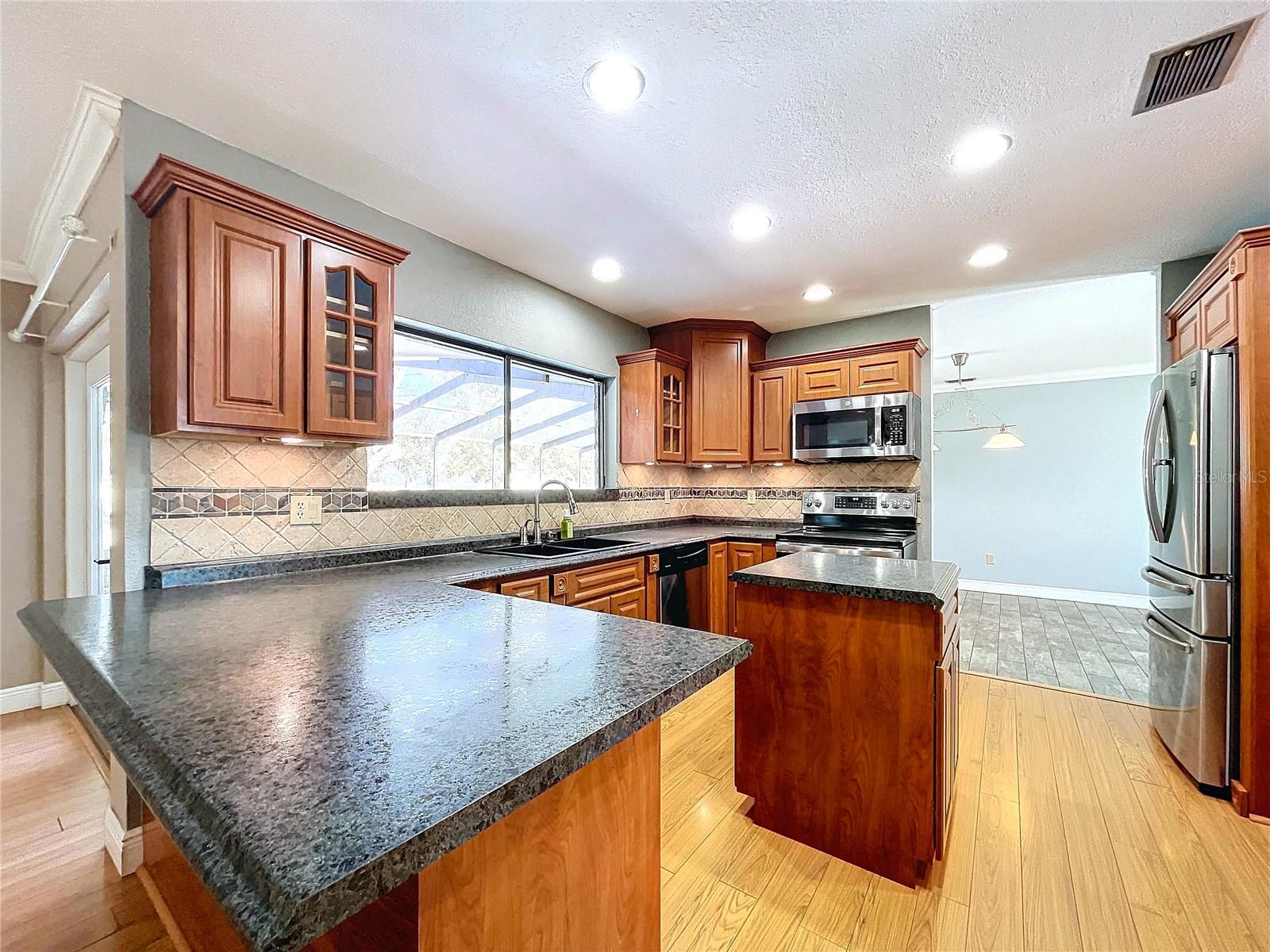 1126 SHADOWBROOK DR N, LAKELAND, FL, 33813