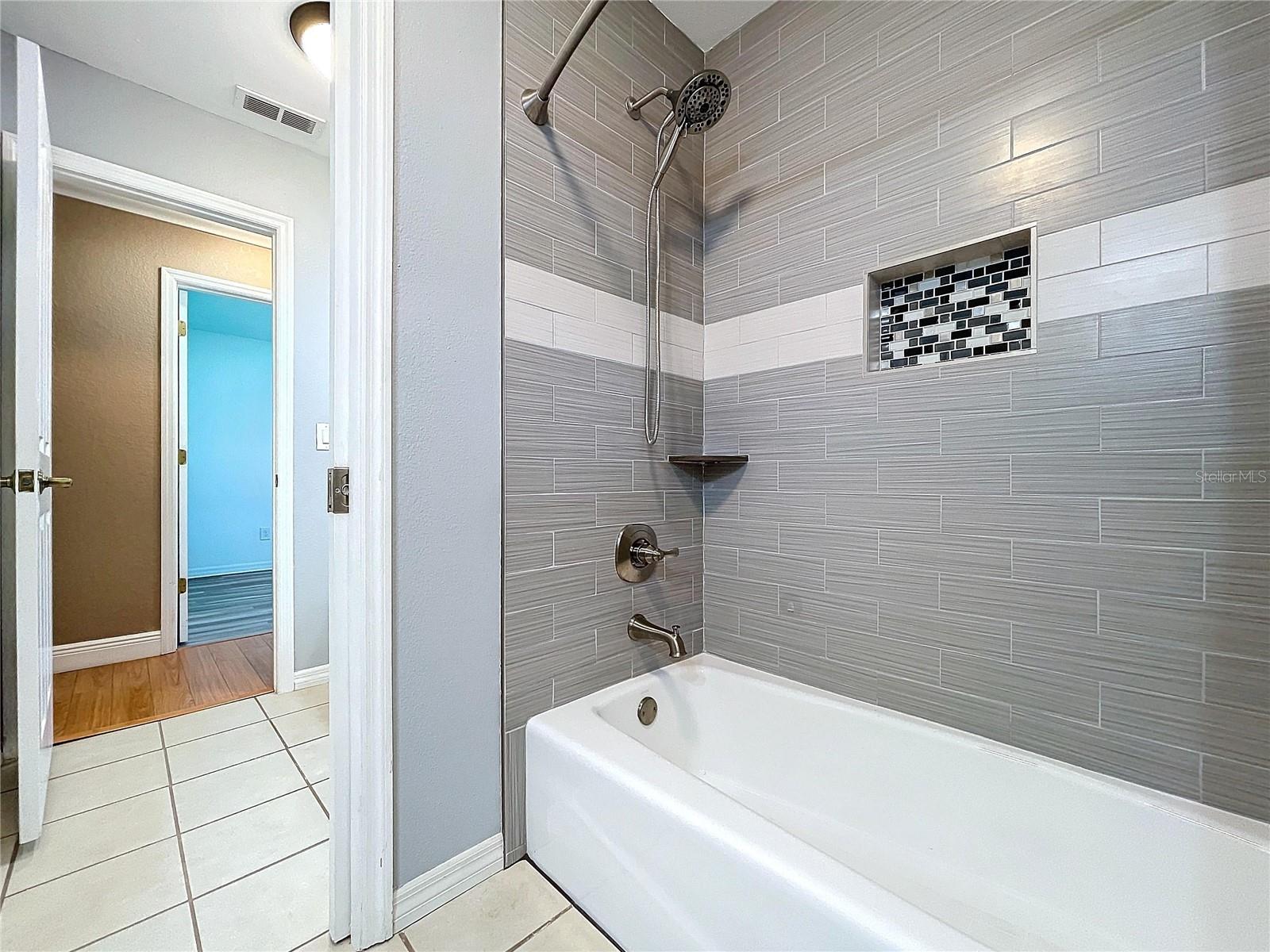 1126 SHADOWBROOK DR N, LAKELAND, FL, 33813