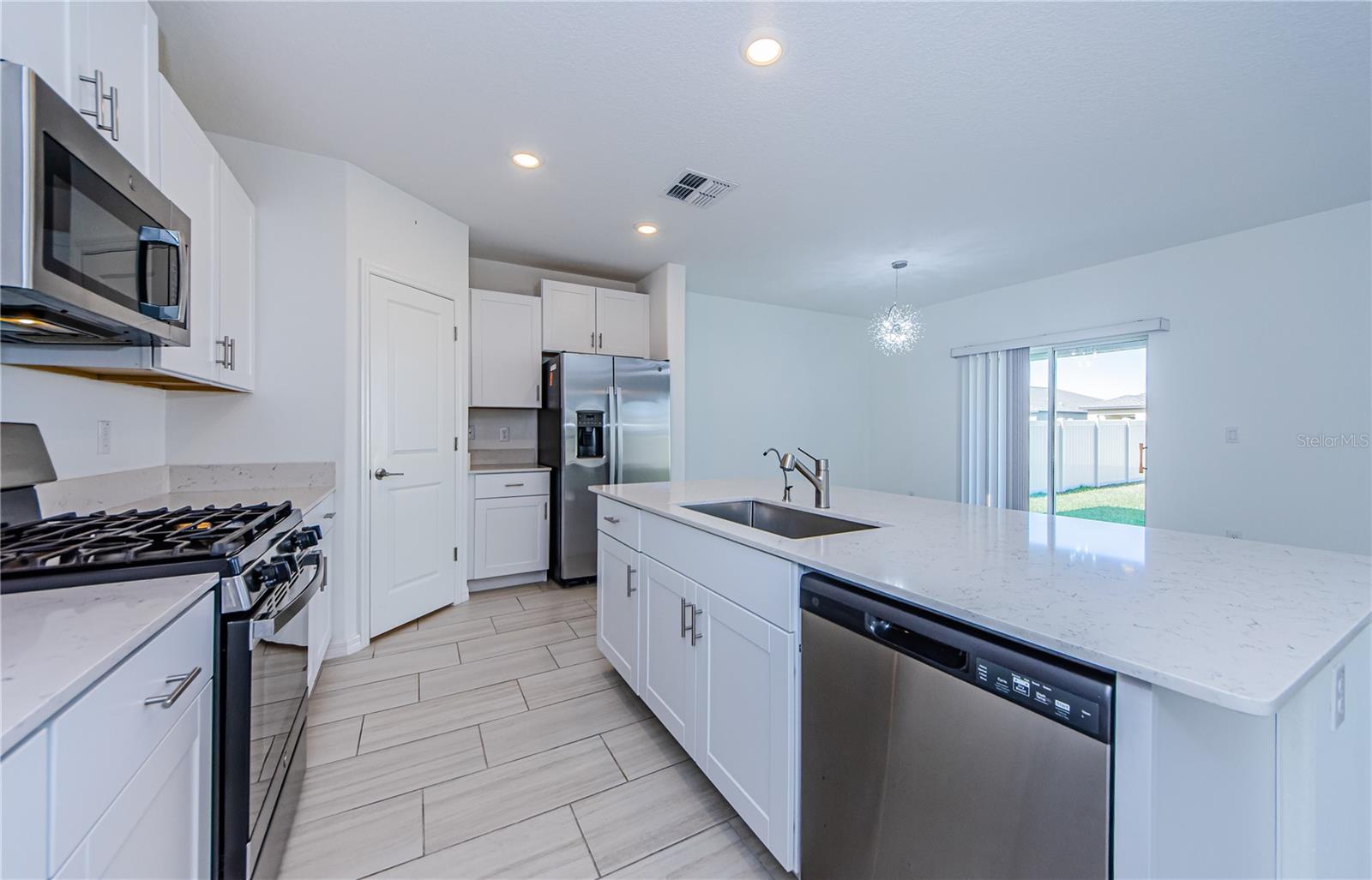 22433 STORYBOOK CABIN WAY, LAND O LAKES, FL, 34637