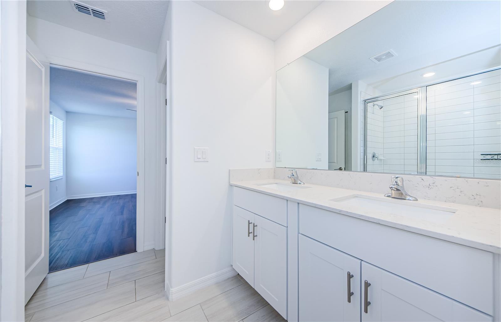 22433 STORYBOOK CABIN WAY, LAND O LAKES, FL, 34637