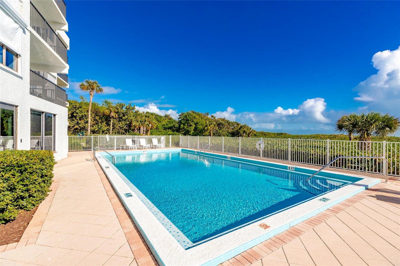 1700 OCEAN DR #202, VERO BEACH, FL, 32963
