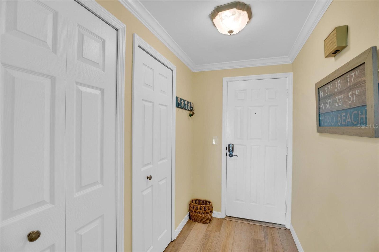 1700 OCEAN DR #202, VERO BEACH, FL, 32963