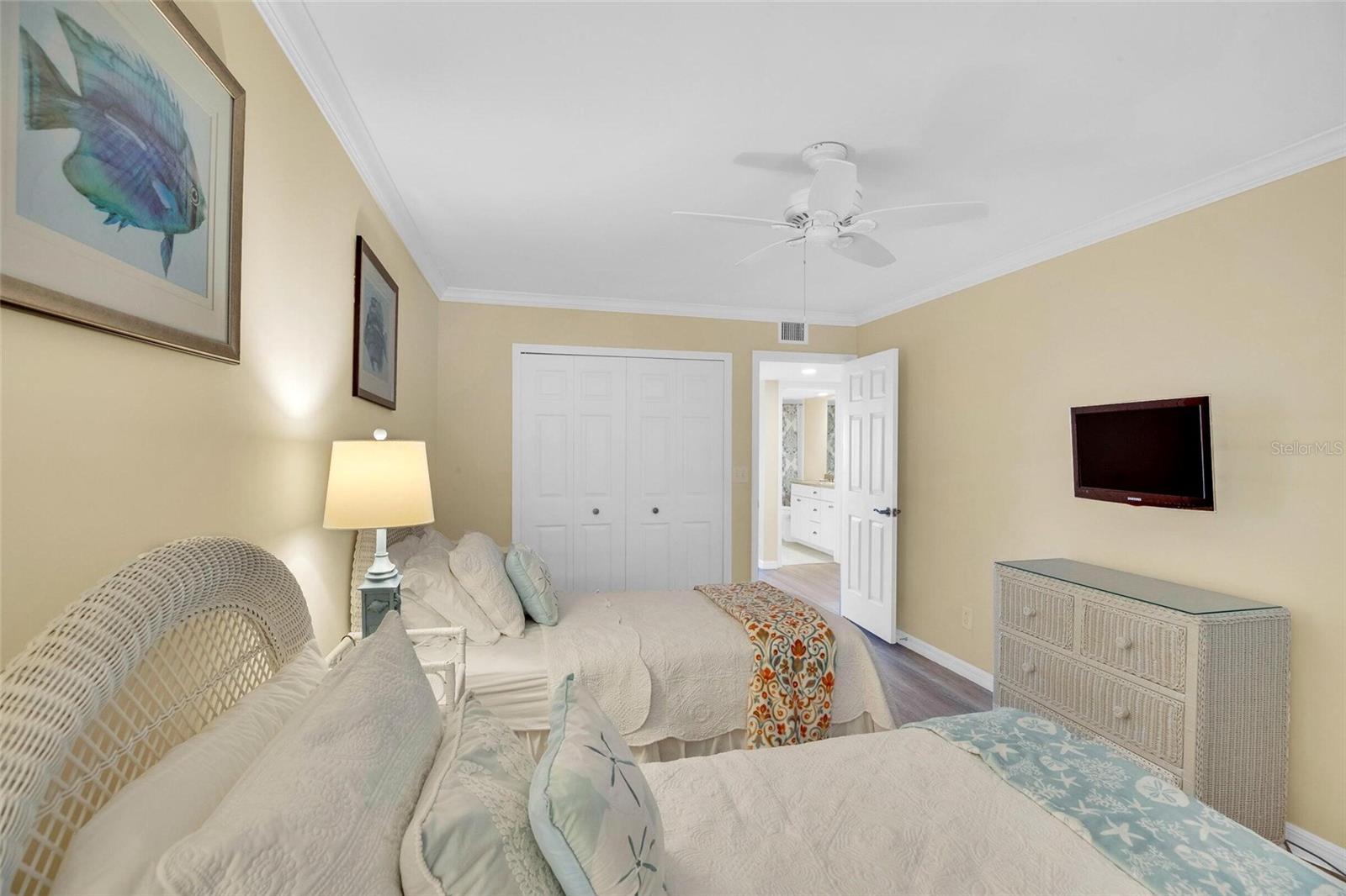 1700 OCEAN DR #202, VERO BEACH, FL, 32963
