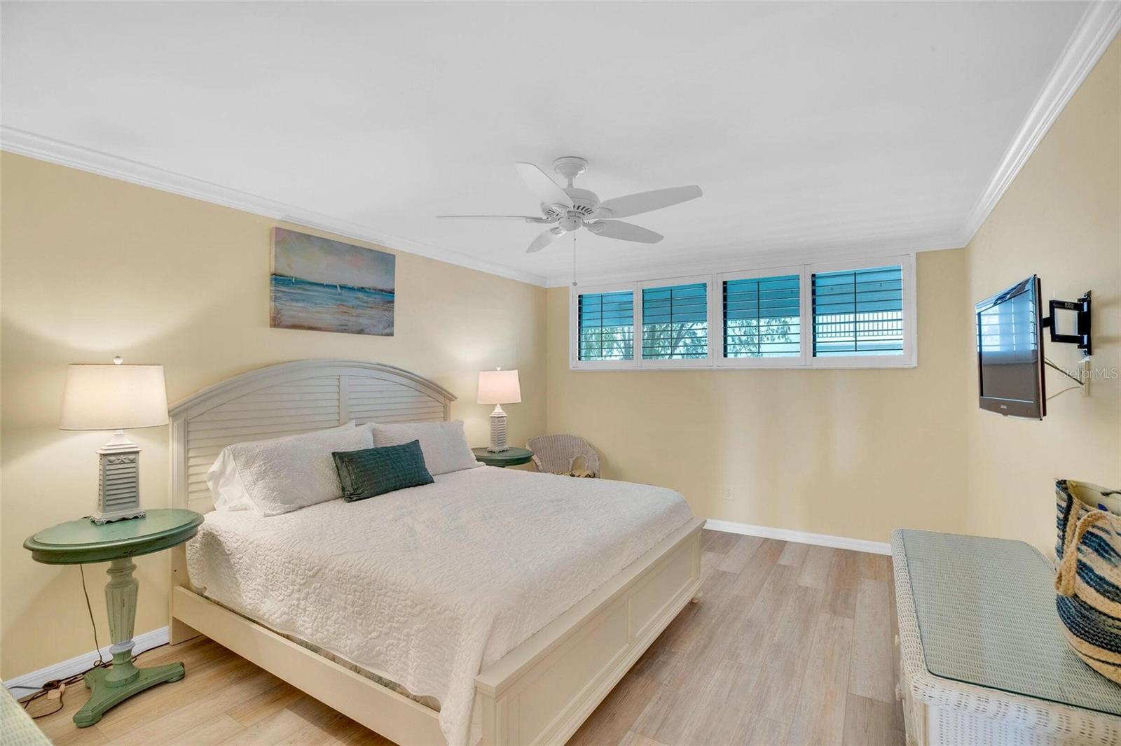 1700 OCEAN DR #202, VERO BEACH, FL, 32963