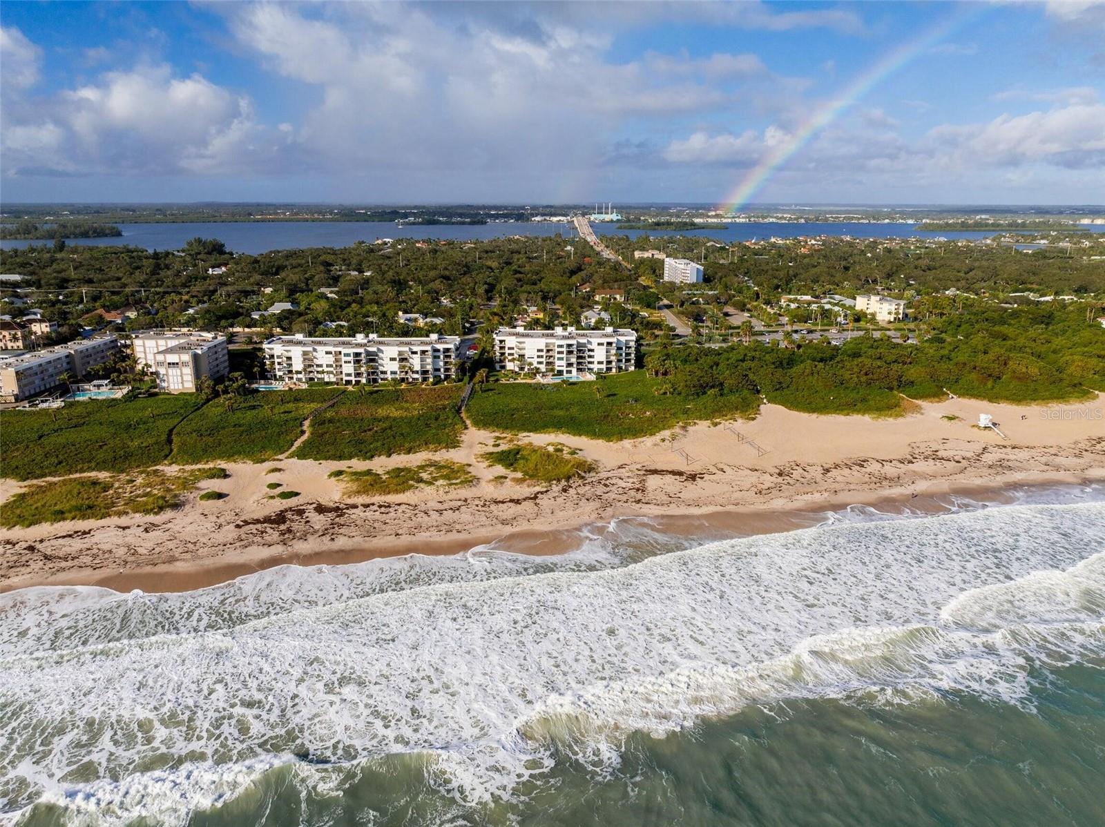 1700 OCEAN DR #202, VERO BEACH, FL, 32963