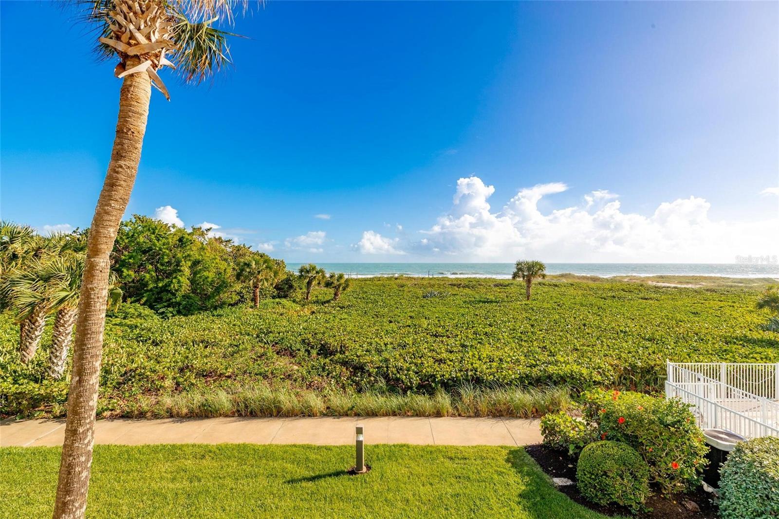 1700 OCEAN DR #202, VERO BEACH, FL, 32963