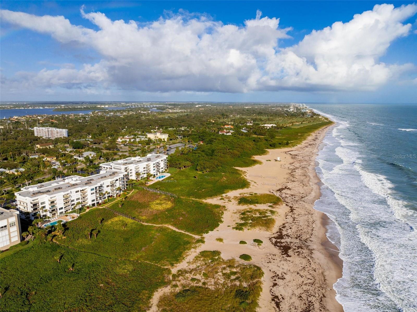 1700 OCEAN DR #202, VERO BEACH, FL, 32963