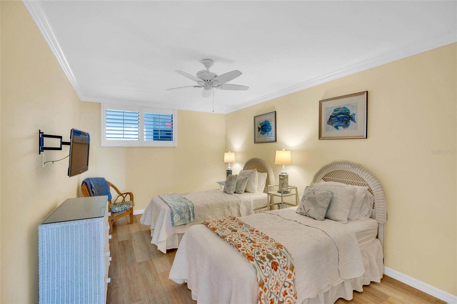 1700 OCEAN DR #202, VERO BEACH, FL, 32963