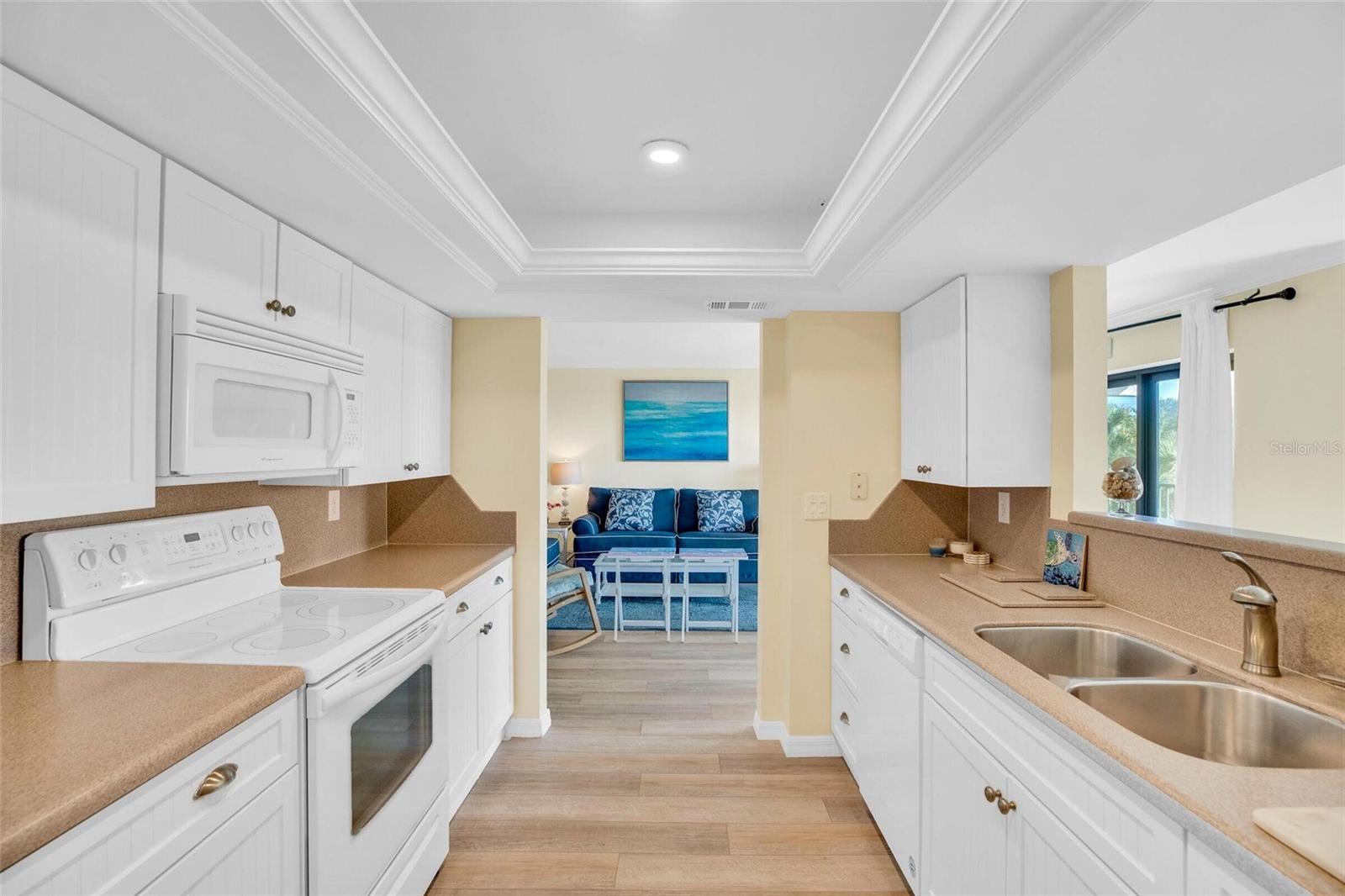 1700 OCEAN DR #202, VERO BEACH, FL, 32963