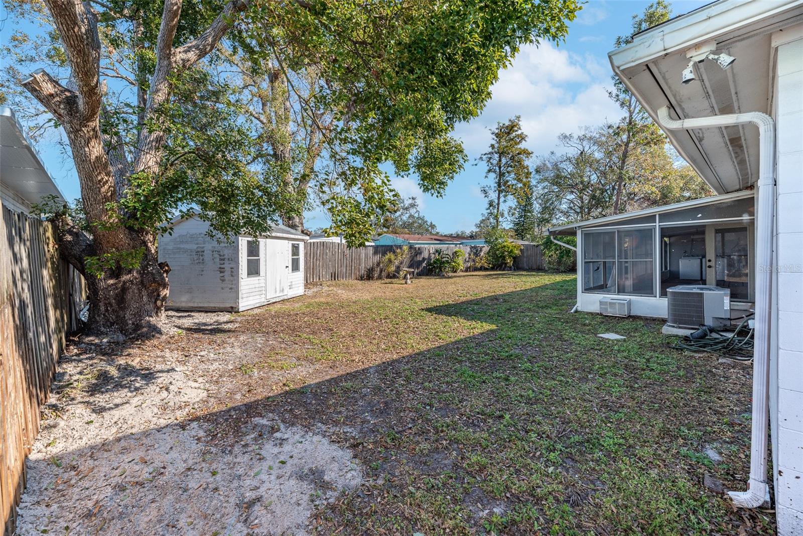 4006 FAWN CIR, TAMPA, FL, 33610
