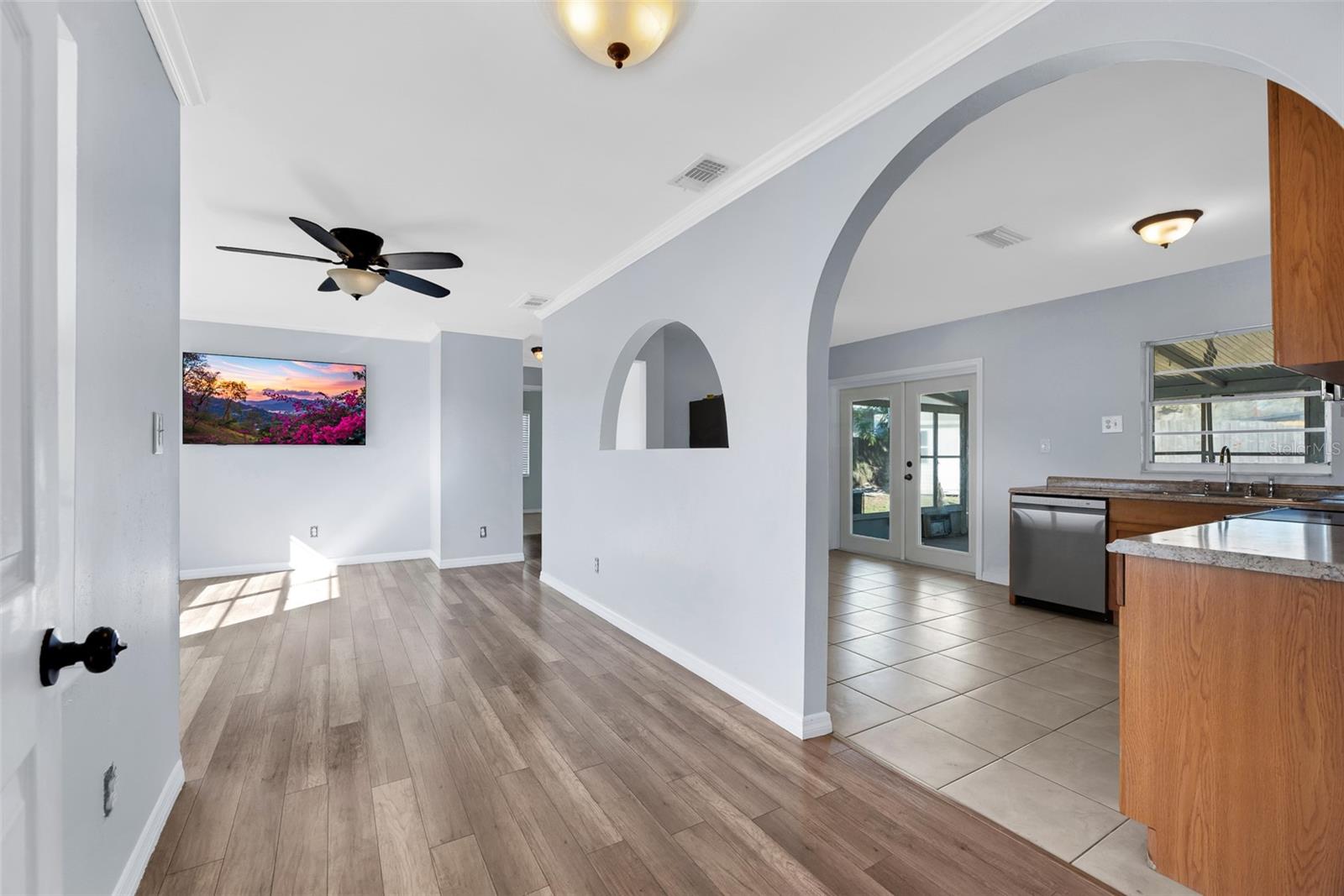 4006 FAWN CIR, TAMPA, FL, 33610