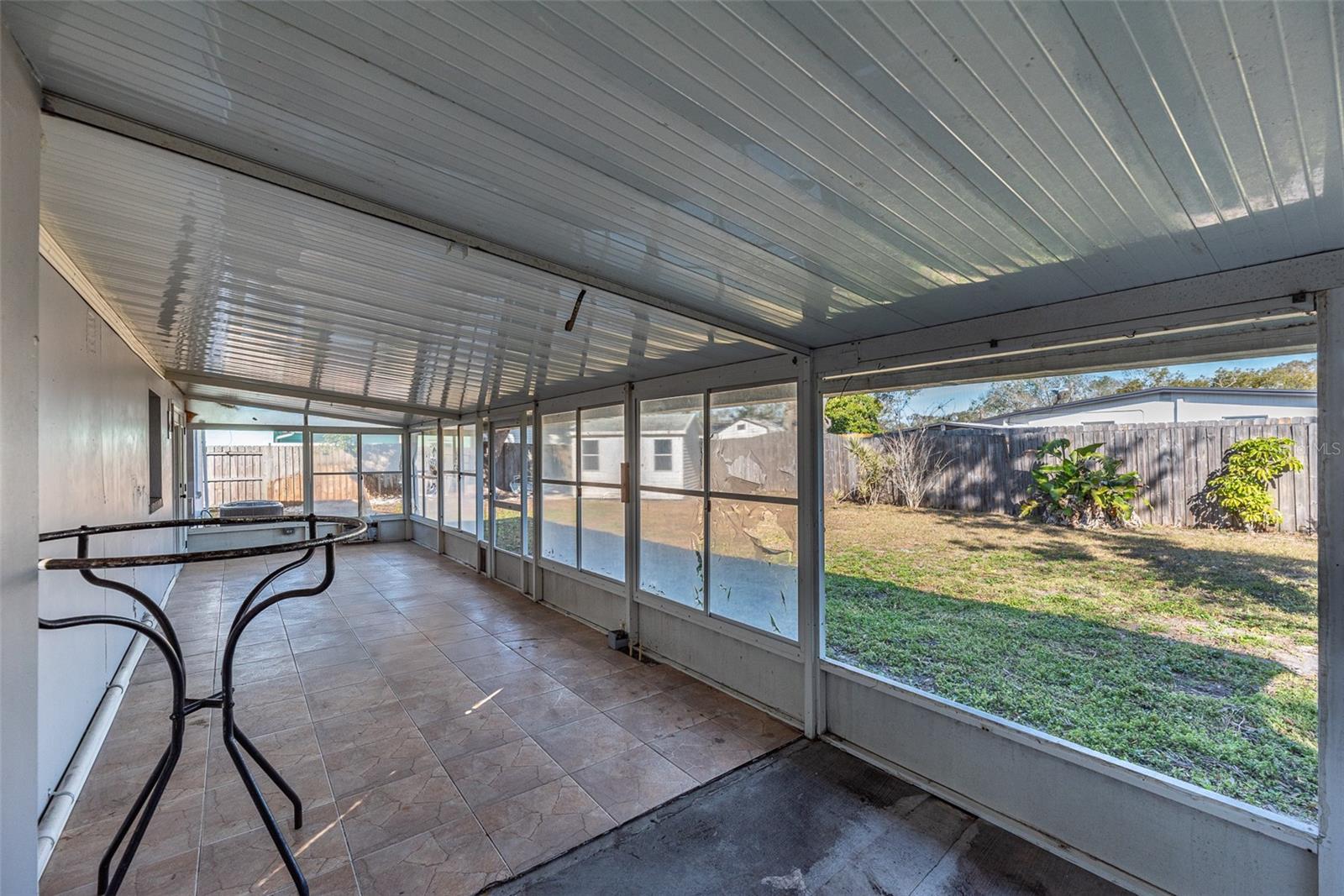 4006 FAWN CIR, TAMPA, FL, 33610