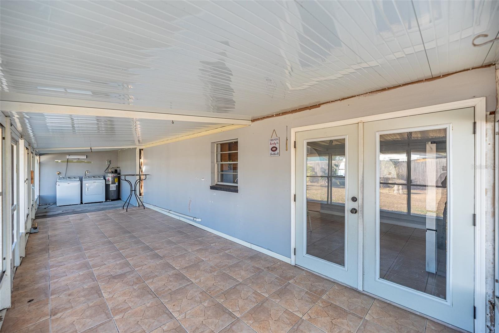 4006 FAWN CIR, TAMPA, FL, 33610