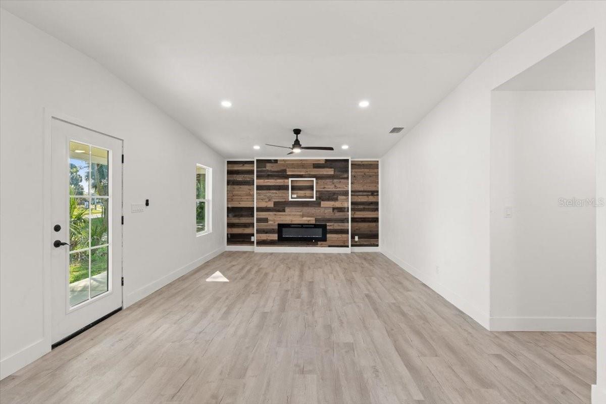 642 BELLEVUE AVE, DAYTONA BEACH, FL, 32114