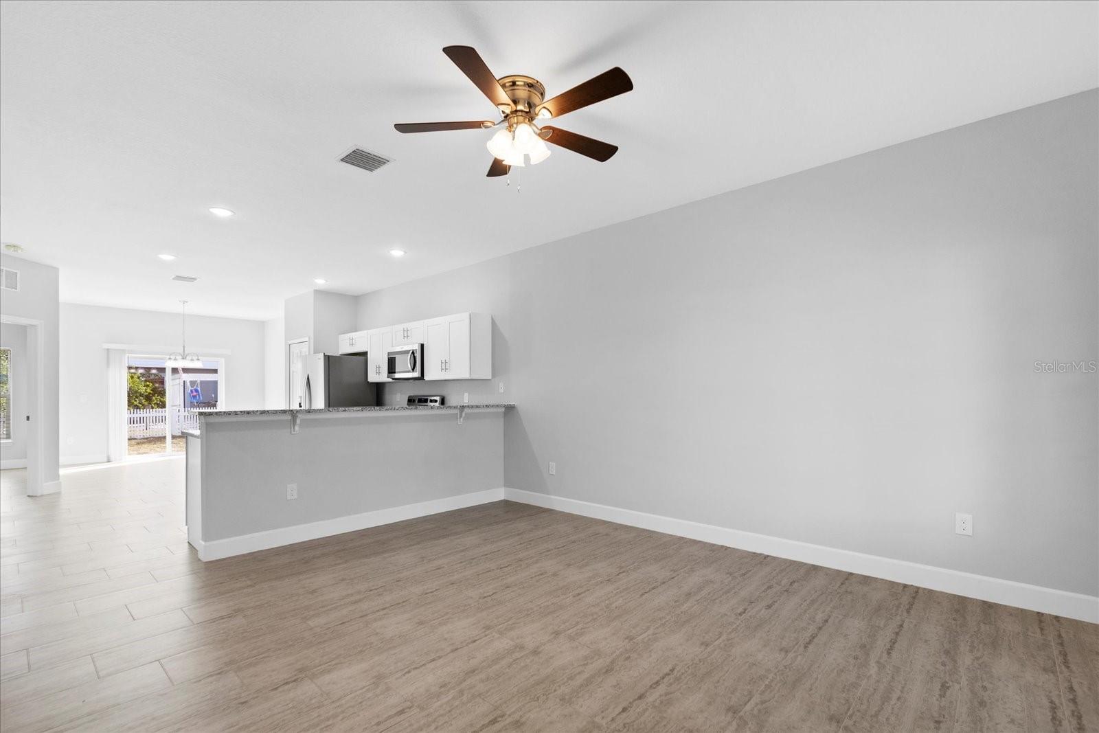 102 BRIXHAM CT, KISSIMMEE, FL, 34758
