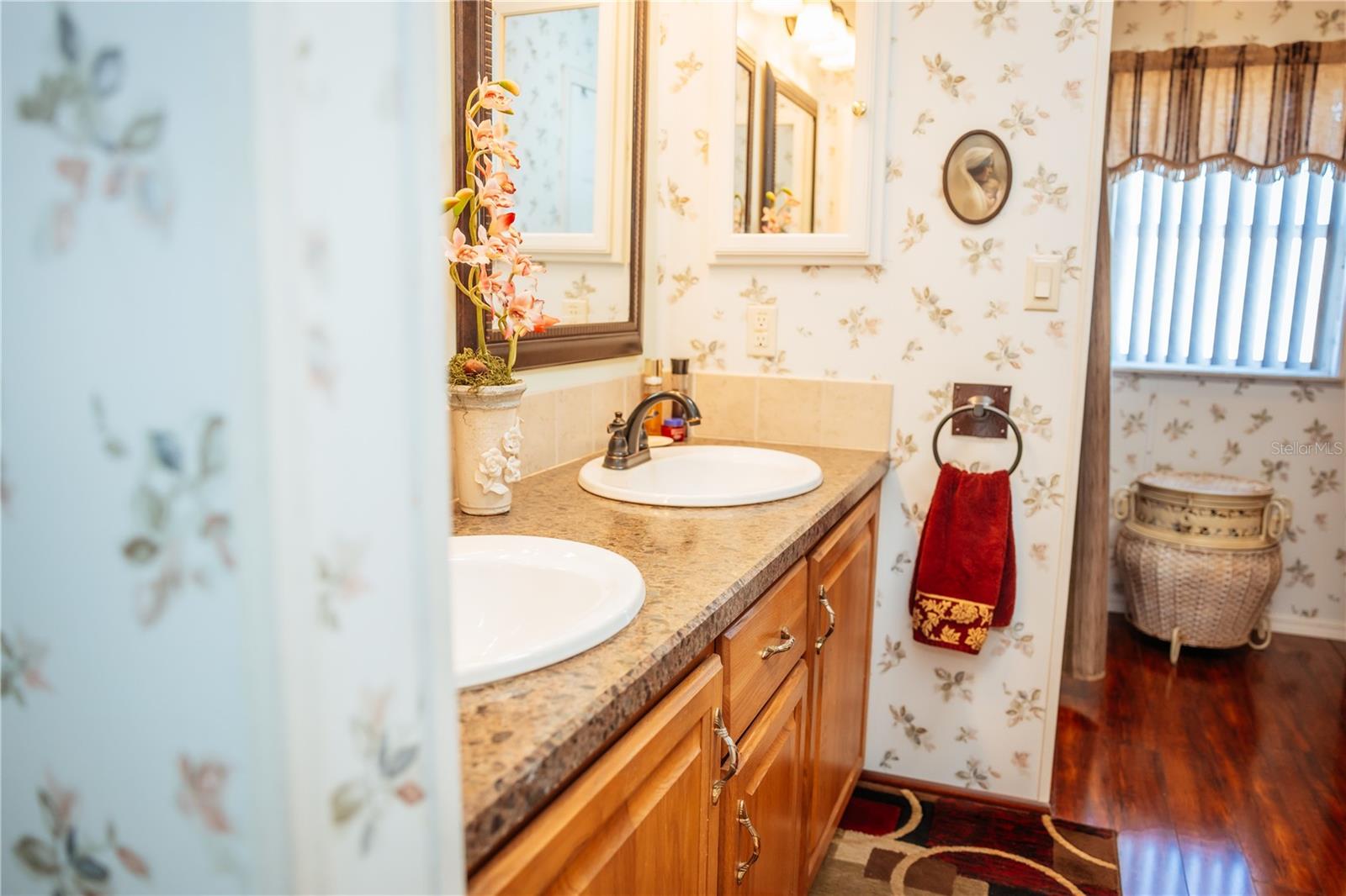 1296 SKYLINE DR, TAVARES, FL, 32778