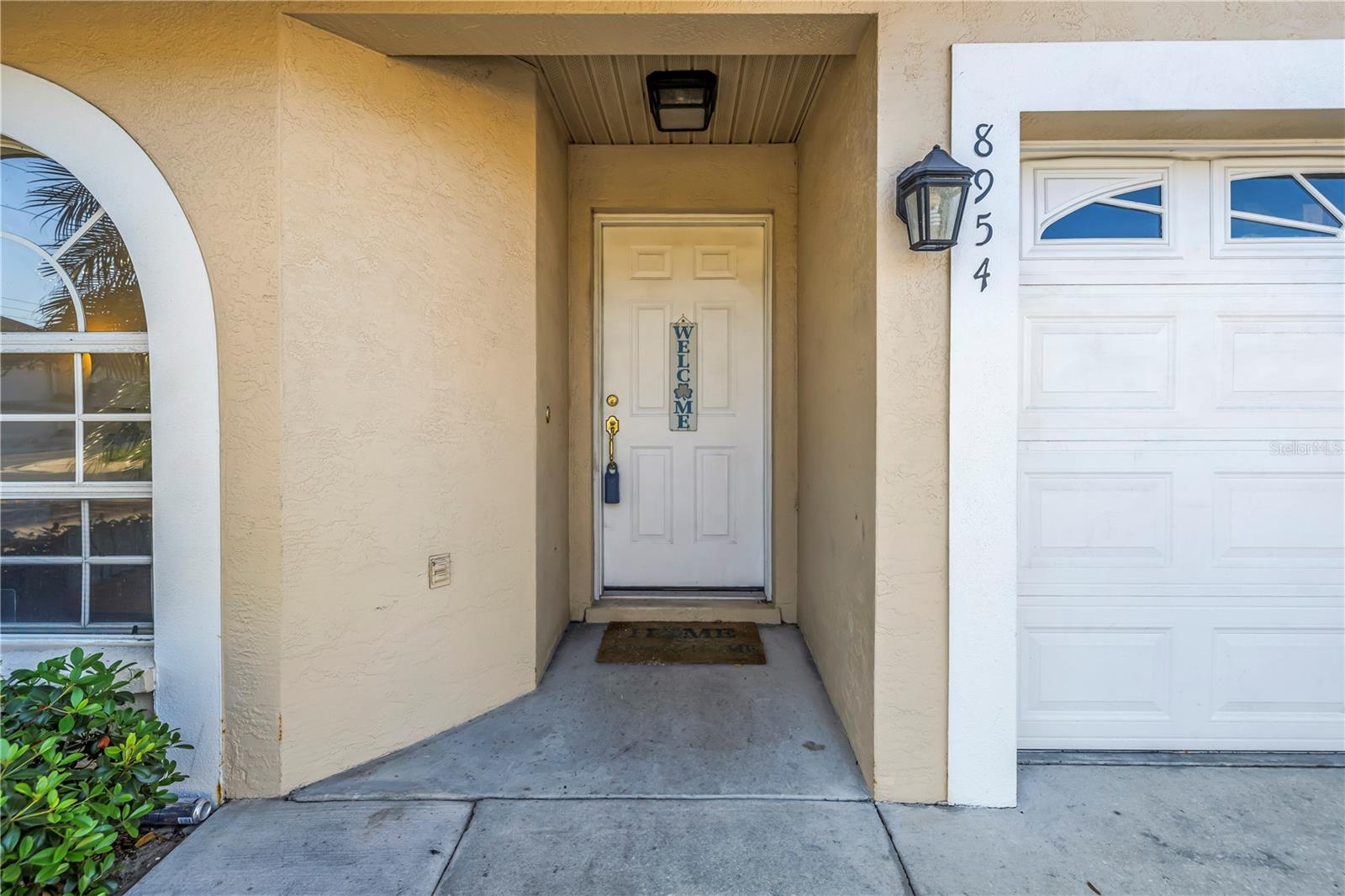 8954 ANTIGUA DR, SEMINOLE, FL, 33777