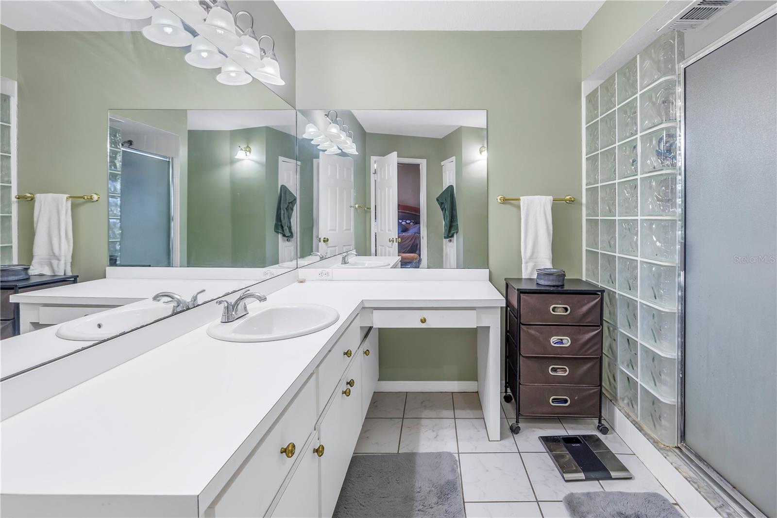 8954 ANTIGUA DR, SEMINOLE, FL, 33777