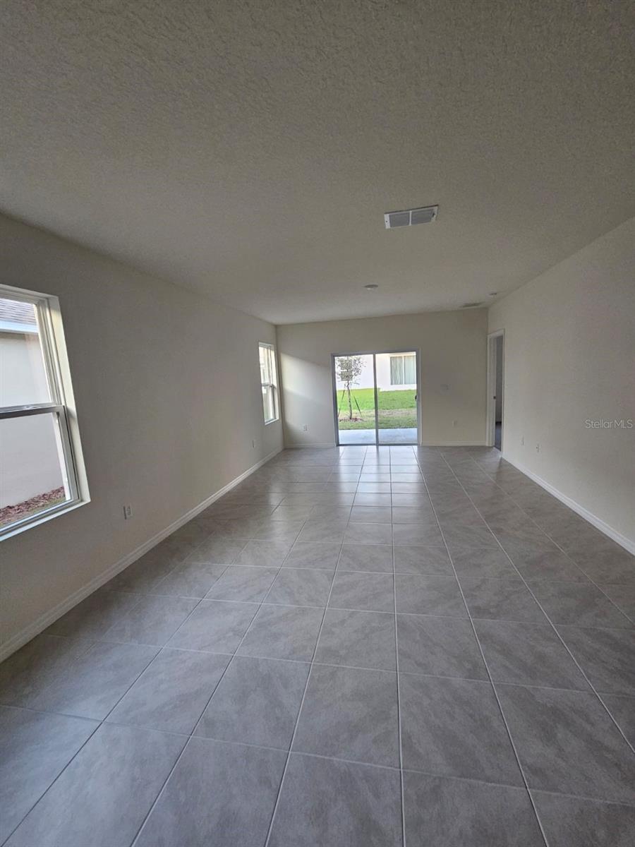 1181 CASCADES AVE, DAVENPORT, FL, 33837