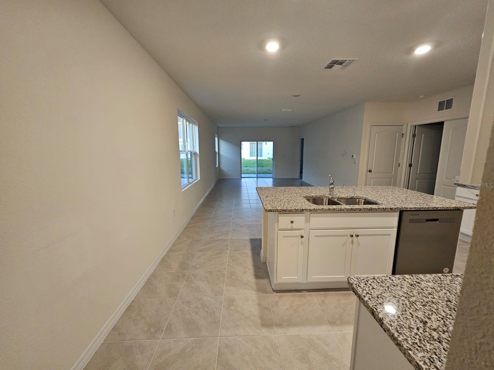 1181 CASCADES AVE, DAVENPORT, FL, 33837