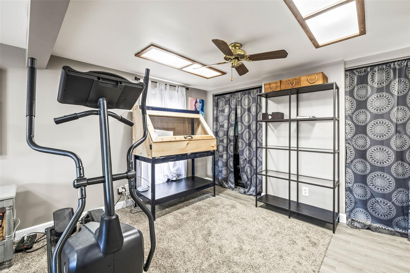 6129 MANGROVE DR, WESLEY CHAPEL, FL, 33544