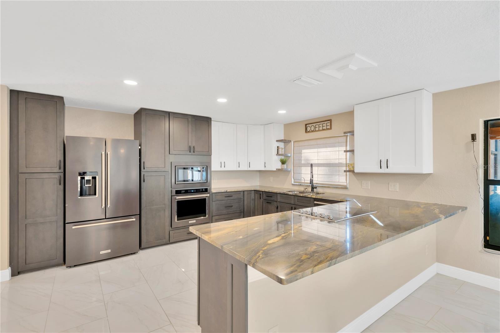 25209 BUNTING CIR, LAND O LAKES, FL, 34639